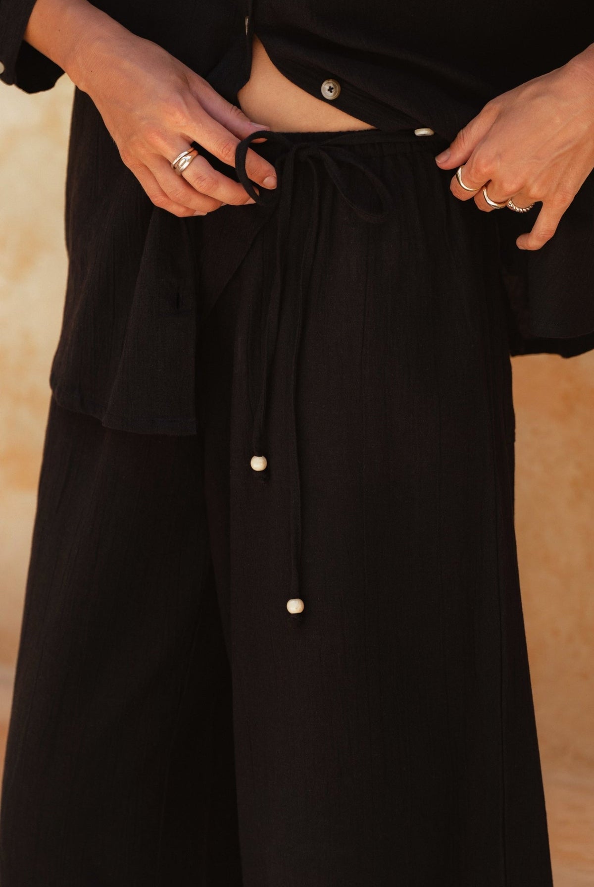 Hema Wrap Linen Pants black