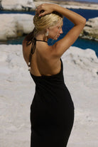 BRONTIE KEYHOLE HALTER MIDI DRESS - BLACK