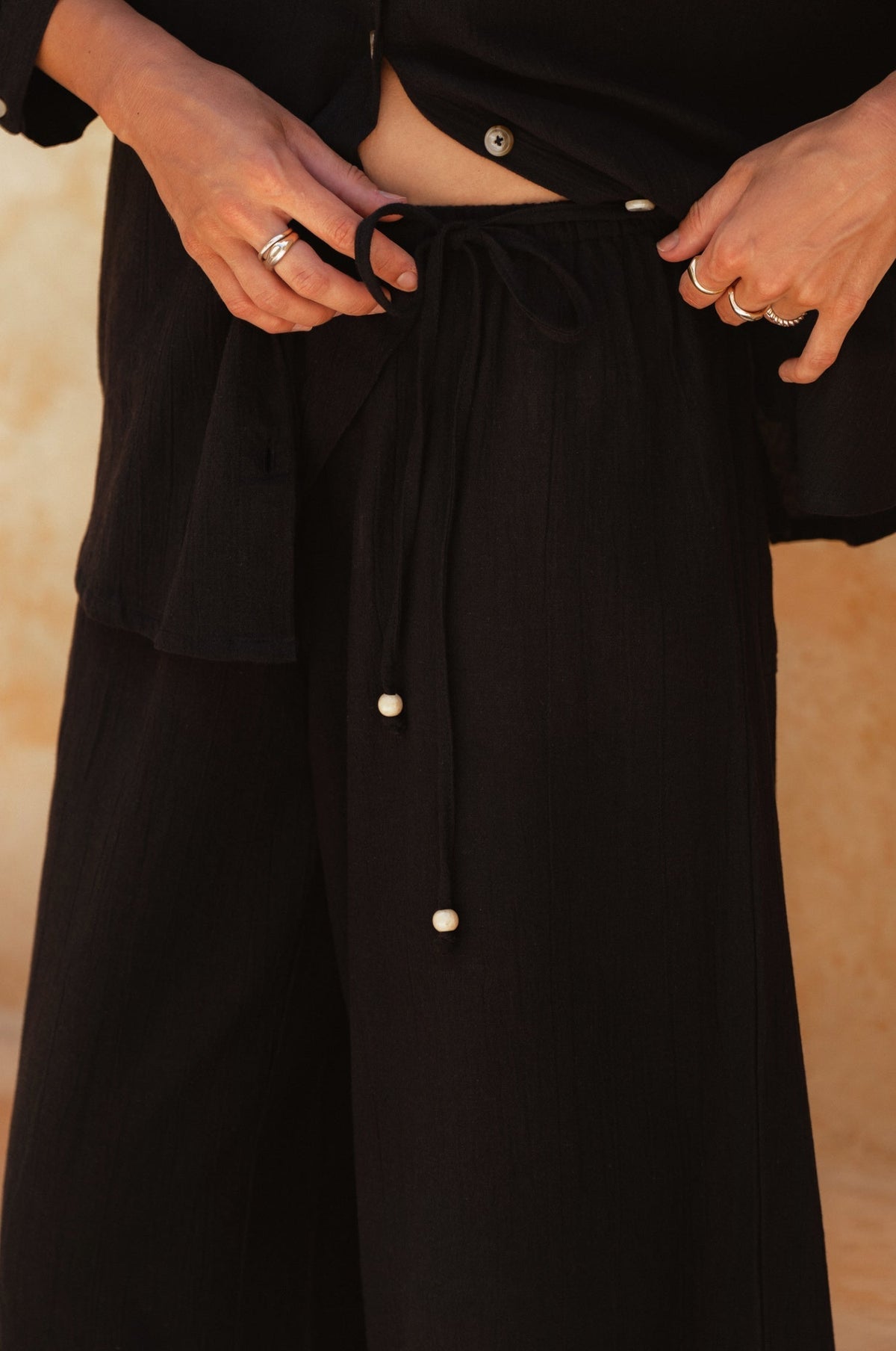 Hema Wrap Linen Pants black